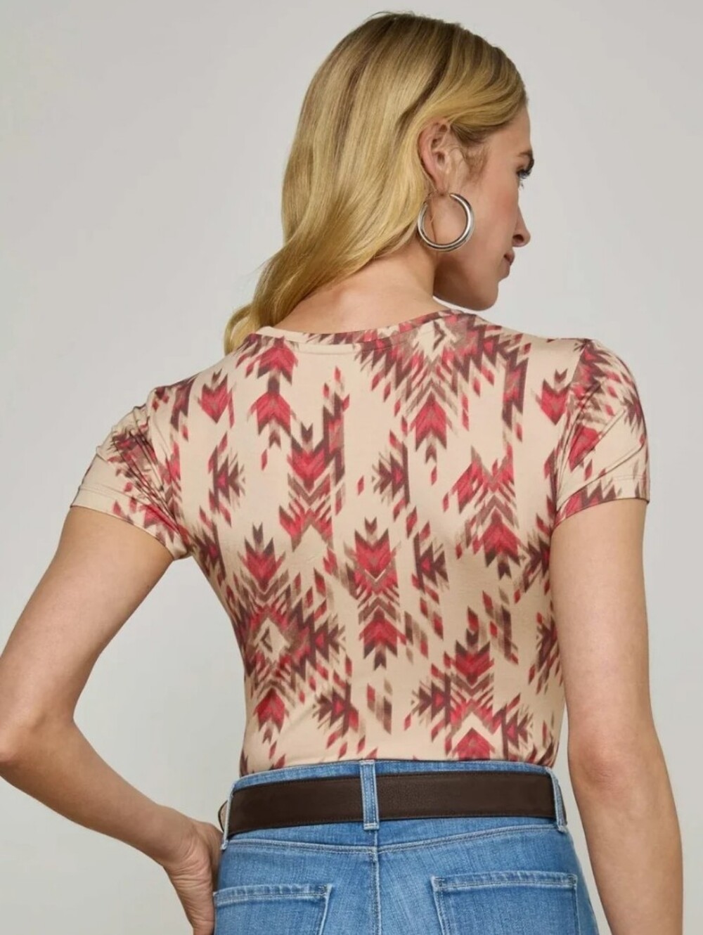 L'AGENCE Ressi Tee - Picture 10 of 10